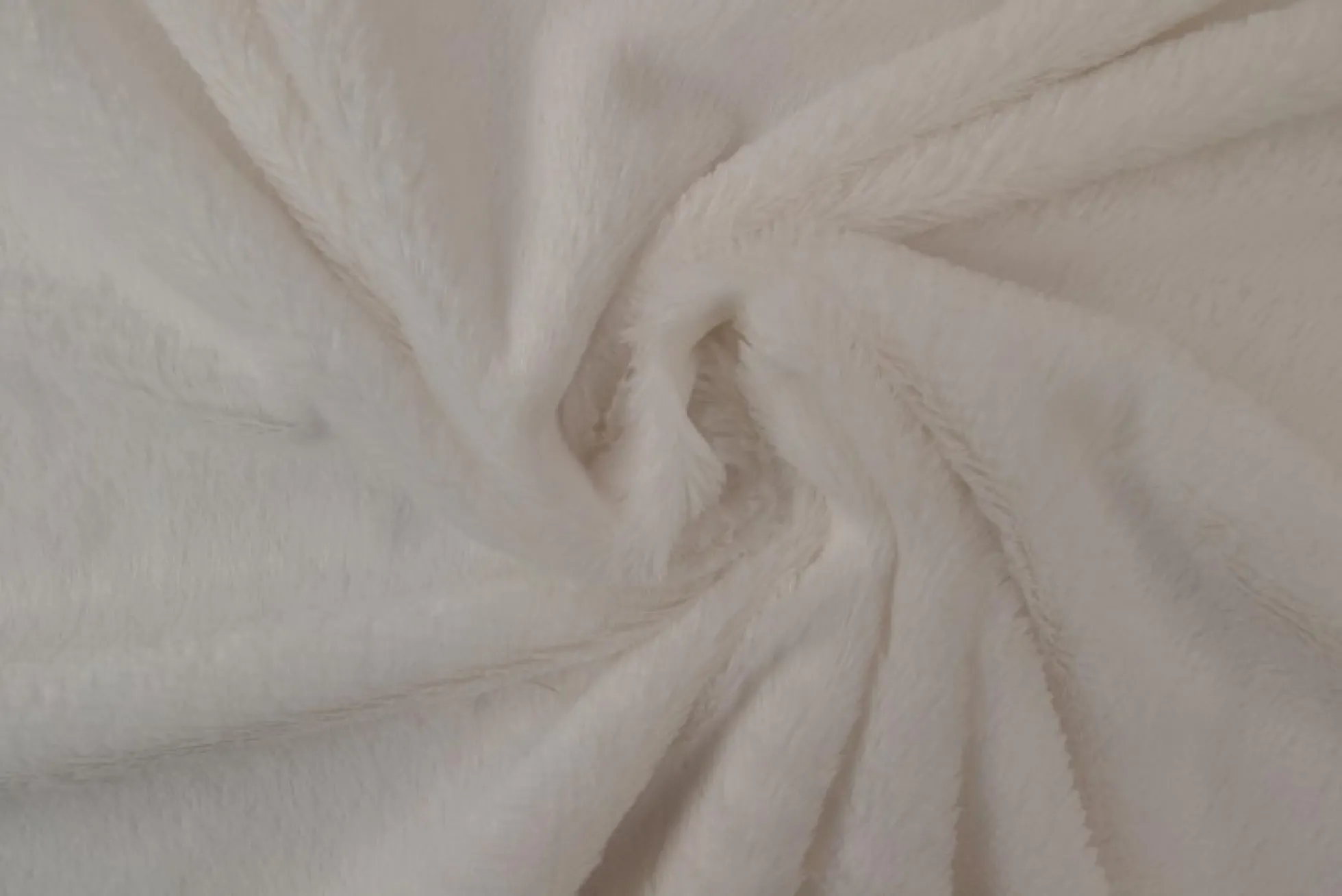 Bont kortharig (pluche) – Wit