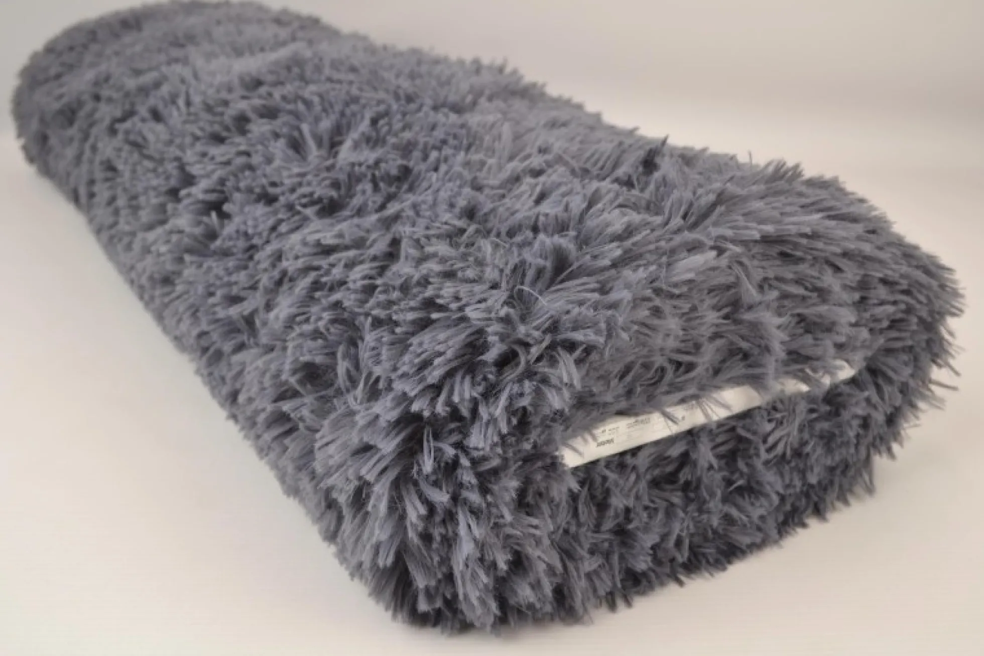 Bont langharig (Pluche / Fluffy) – Donkergrijs