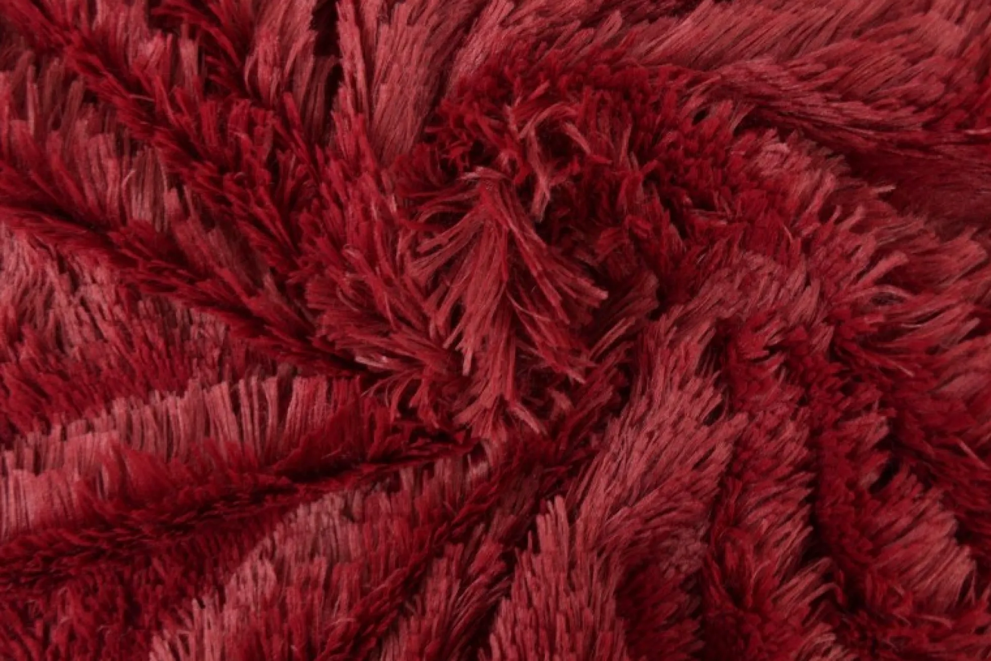 Bont langharig (Pluche / Fluffy) – Bordeauxrood