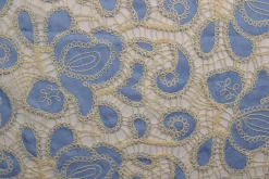 Broderie jeanslook – Light blue blossom