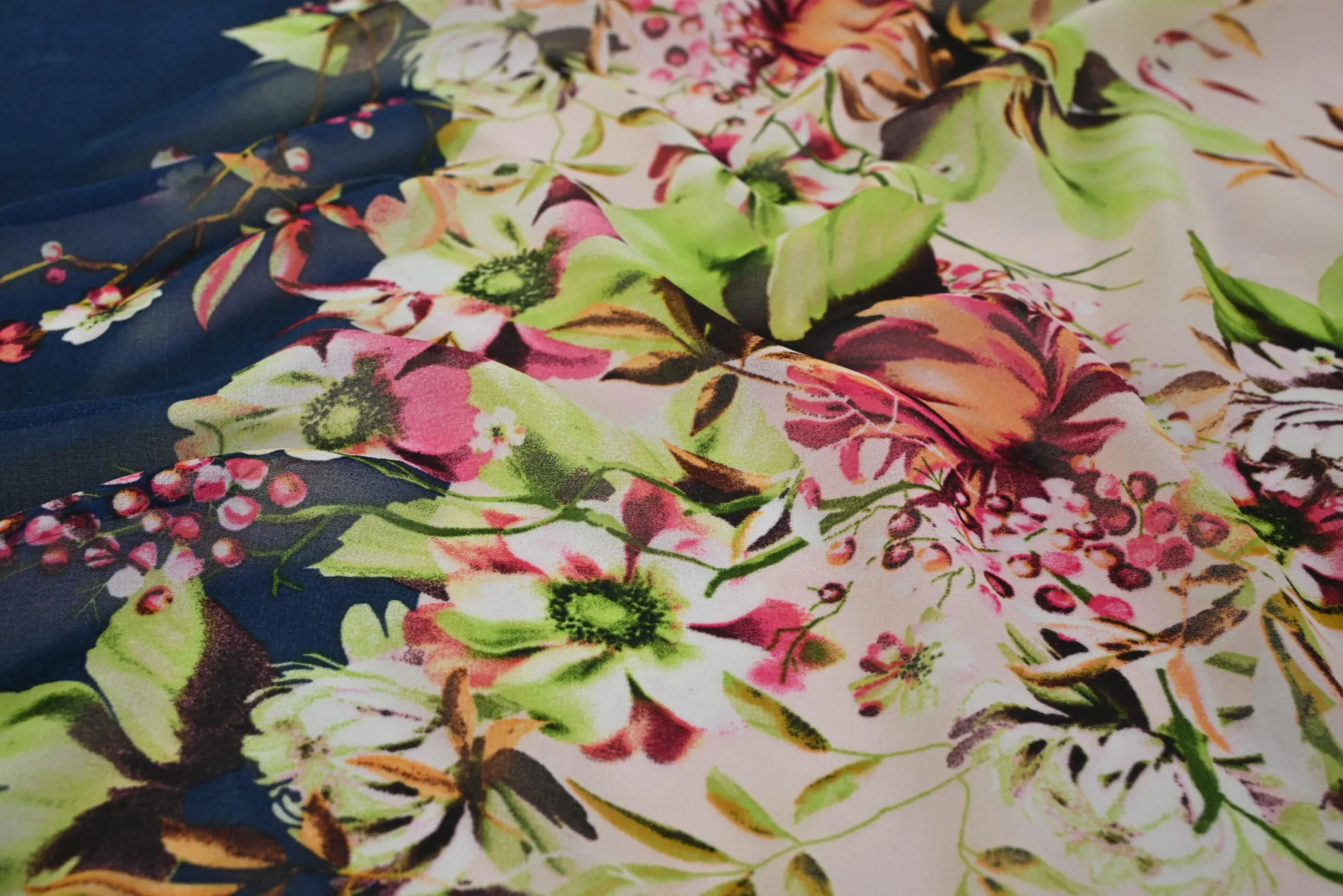 Chiffon – Bloomy paradise border pink-navy