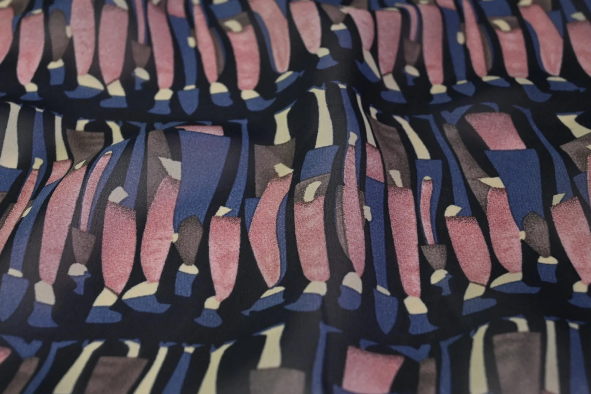 Chiffon – Graphic stripes navy & old pink
