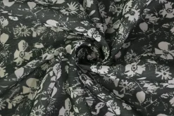 Chiffon – Line art flowers