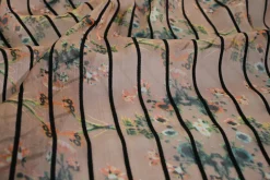 Chiffon – Striped floral harmony beige