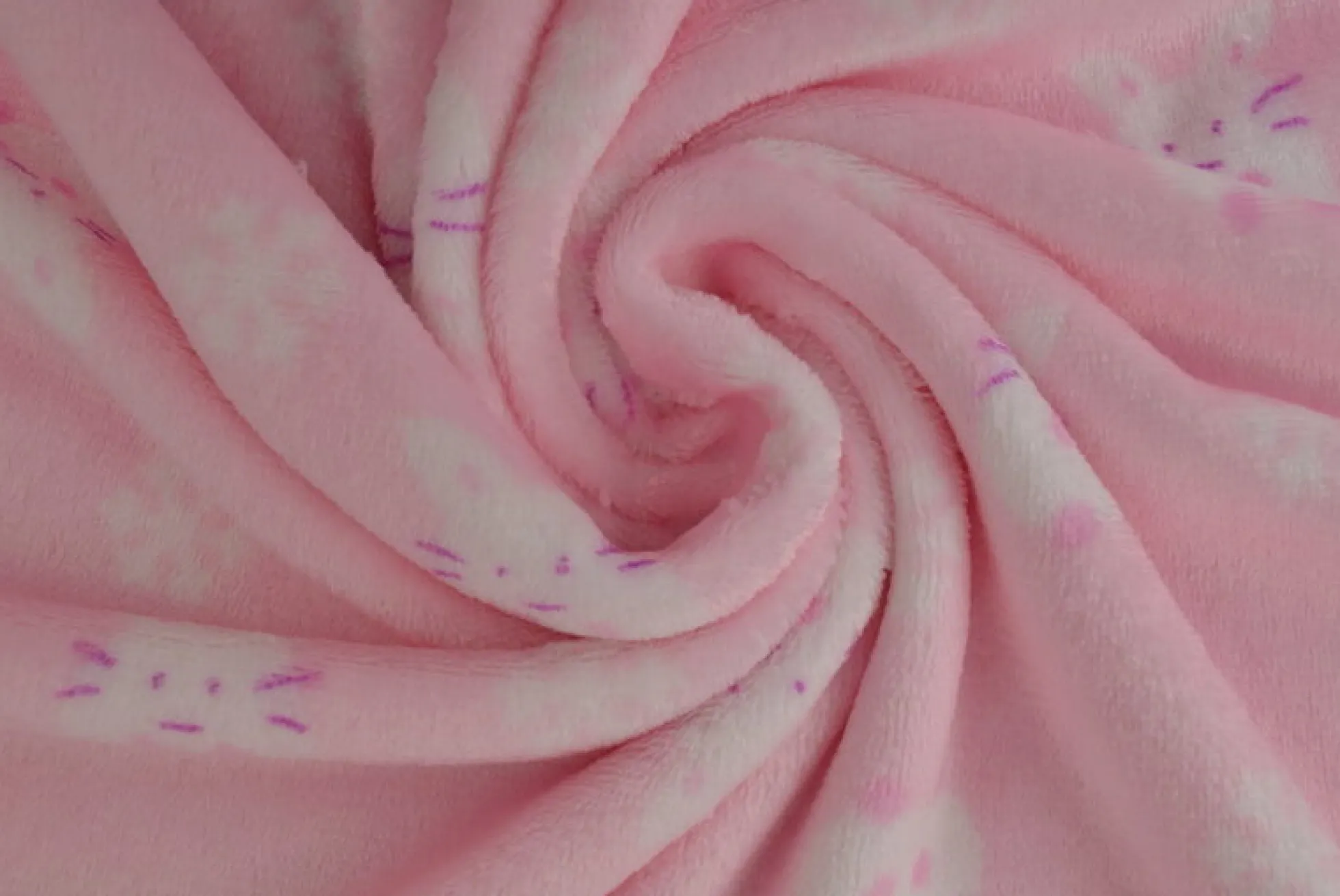 Coral Fleece – Bunnies on pink