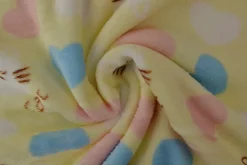 Coral Fleece – Cats & hearts on yellow