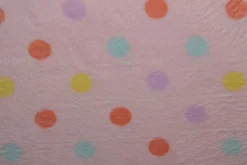 Coral Fleece – Colorful dots on baby pink