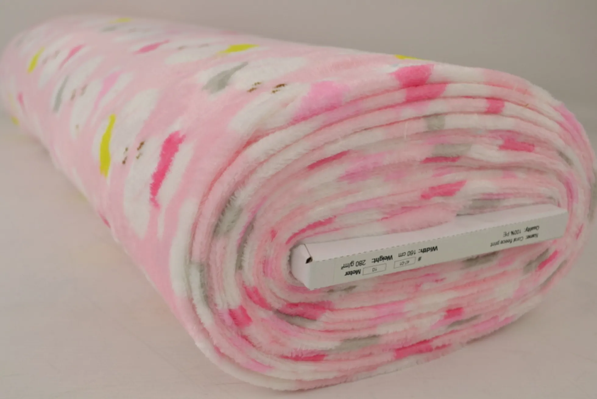 Coral Fleece – Dogs on pink