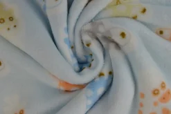 Coral Fleece – Giraffe on blue
