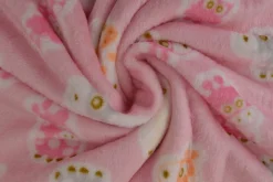 Coral Fleece – Giraffe on pink