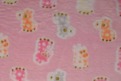 Coral Fleece – Giraffe on pink