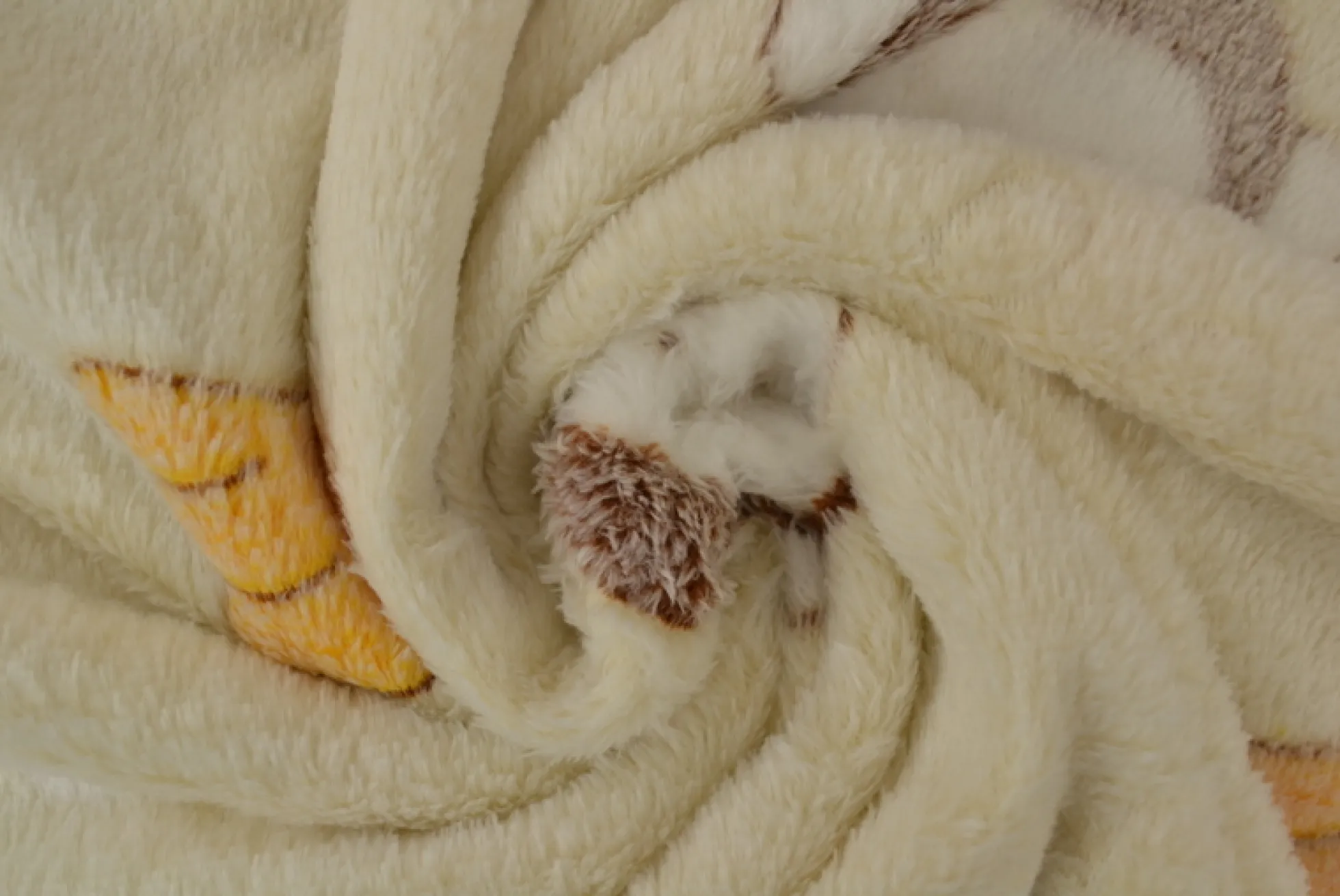 Coral Fleece – Monkeys on cream