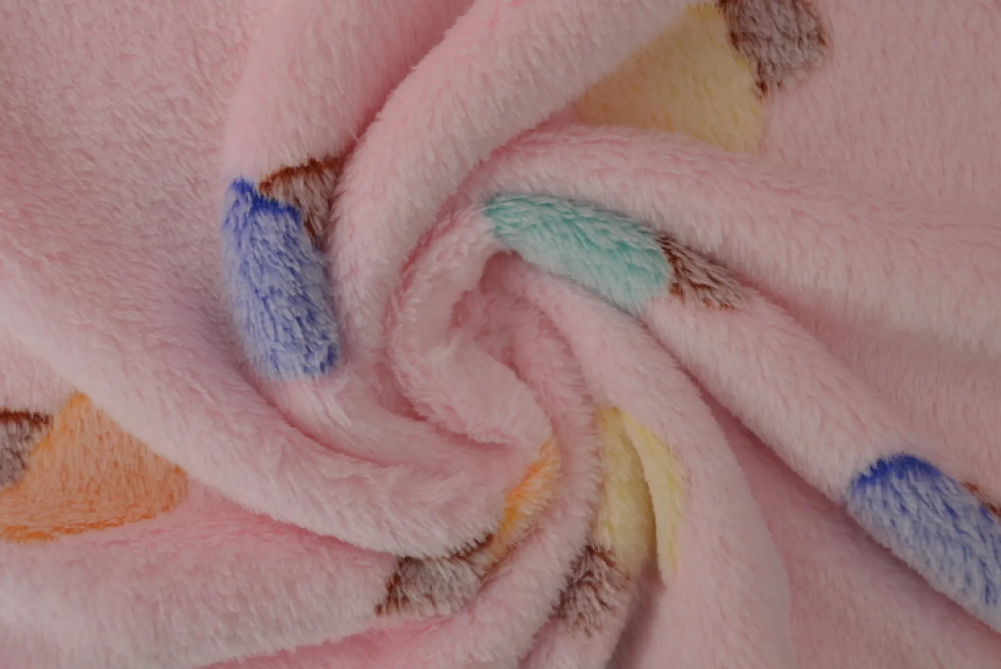 Coral Fleece – Mushrooms on pink