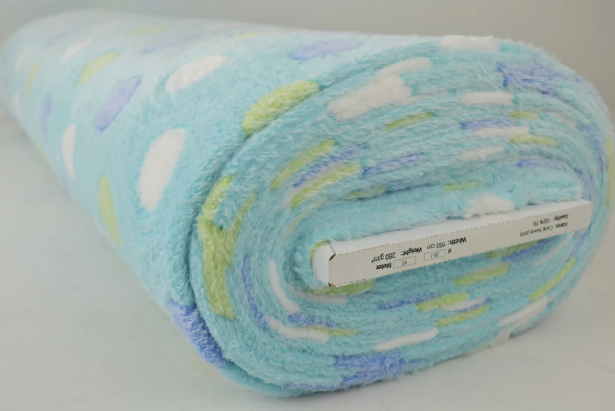 Coral Fleece – Spots on baby blue