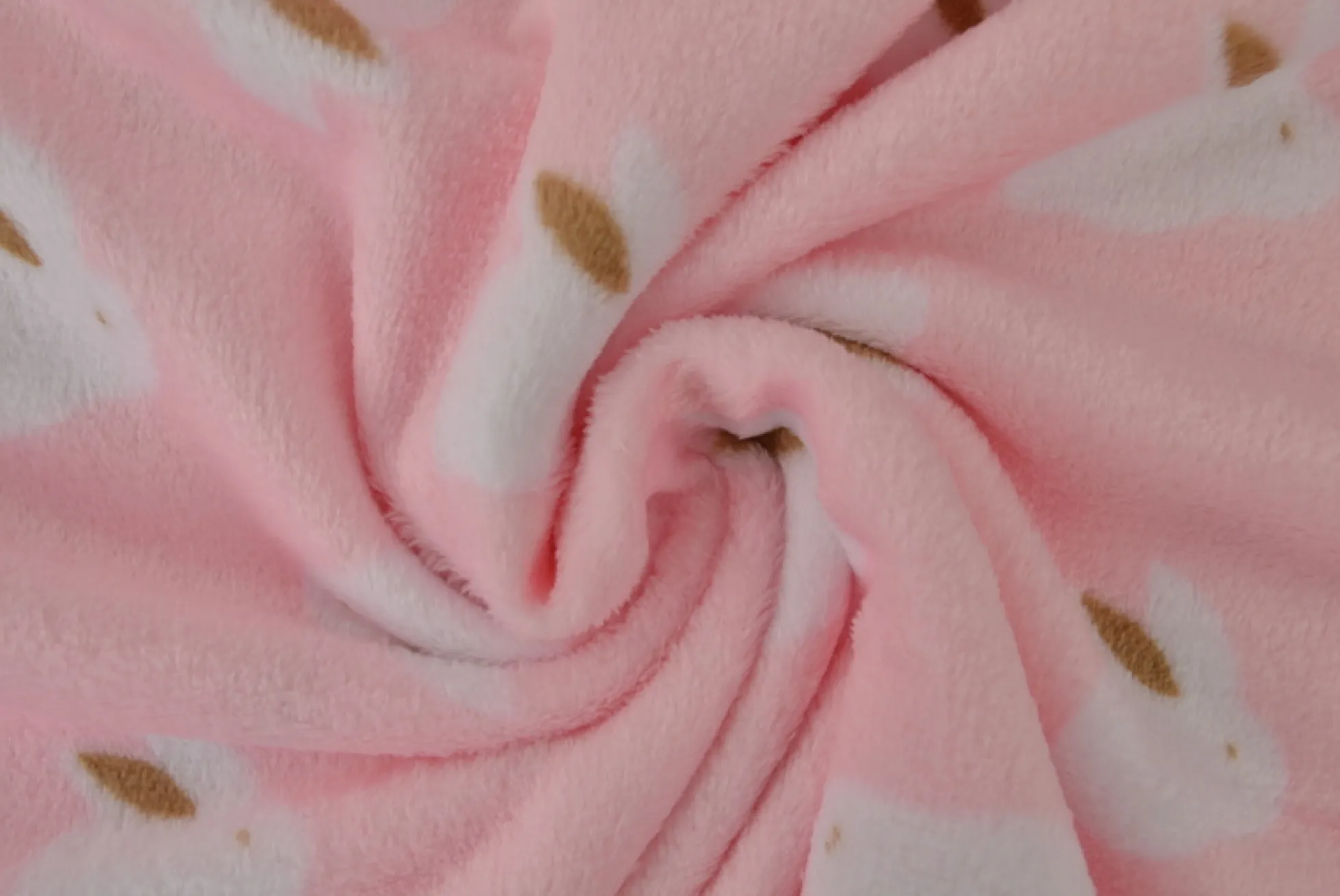 Coral Fleece – White rabbits on pink