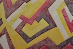 Coral fleece – Zigzag brown / yellow & red