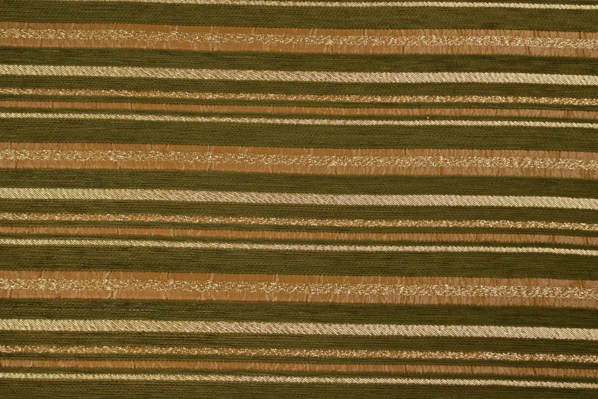 Coupon 150cm x 152cm | Jacquard Gobelin – Olive stripe classic