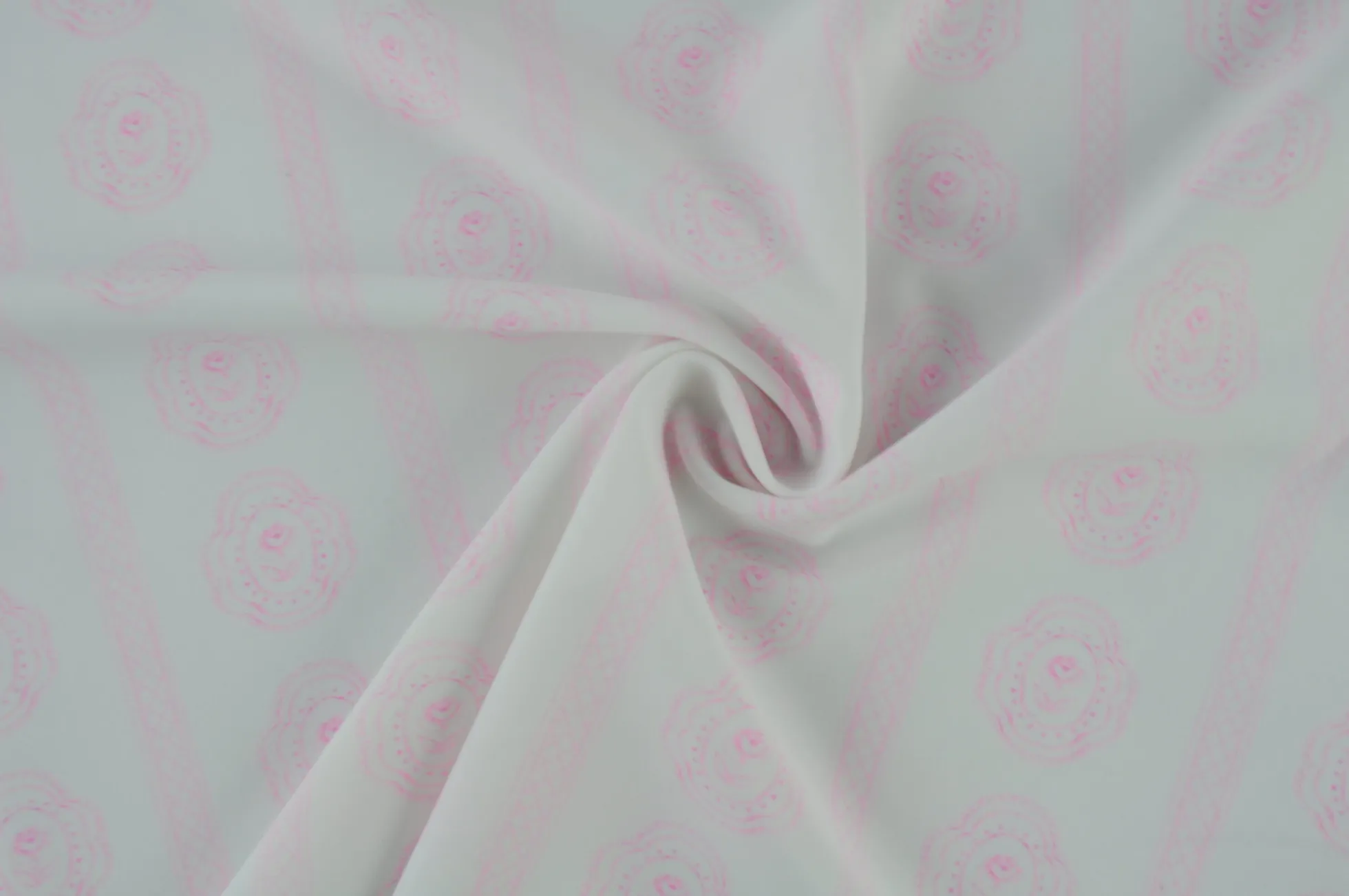 Coupon 300cm x 155cm | Lycra – Whisper rose lines