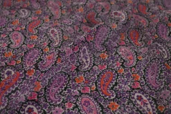Crinkle chiffon – Purple paisley