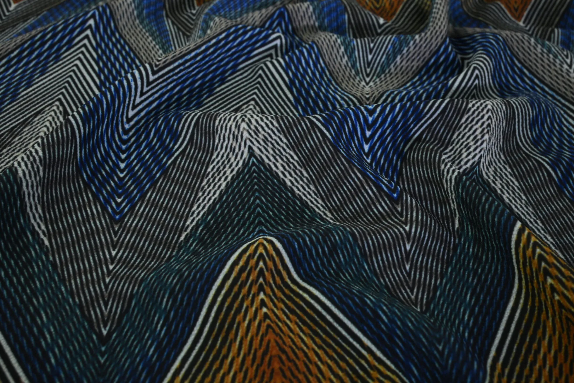 Crêpe / bubble chiffon – Zigzag