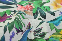 Decostof – Emerald Tropical Paradise
