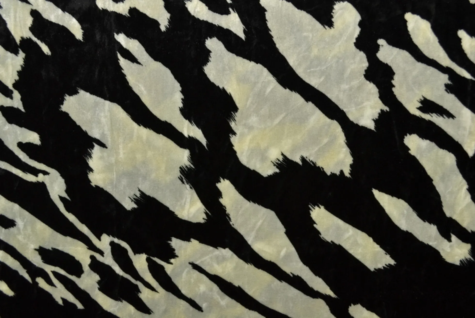Fluweel stretch – Faded spots offwhite
