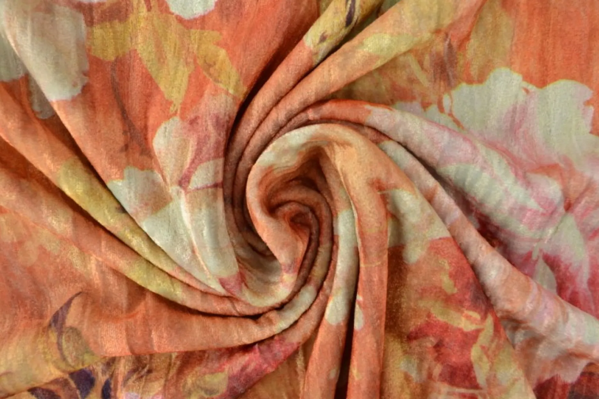 Fluweel stretch – Orange colored flowers crushed look