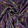 Fluweel stretch – Paisley on purple crushed look