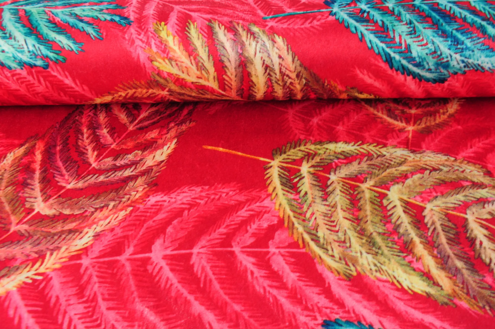 Fluweel stretch – Wheat on red
