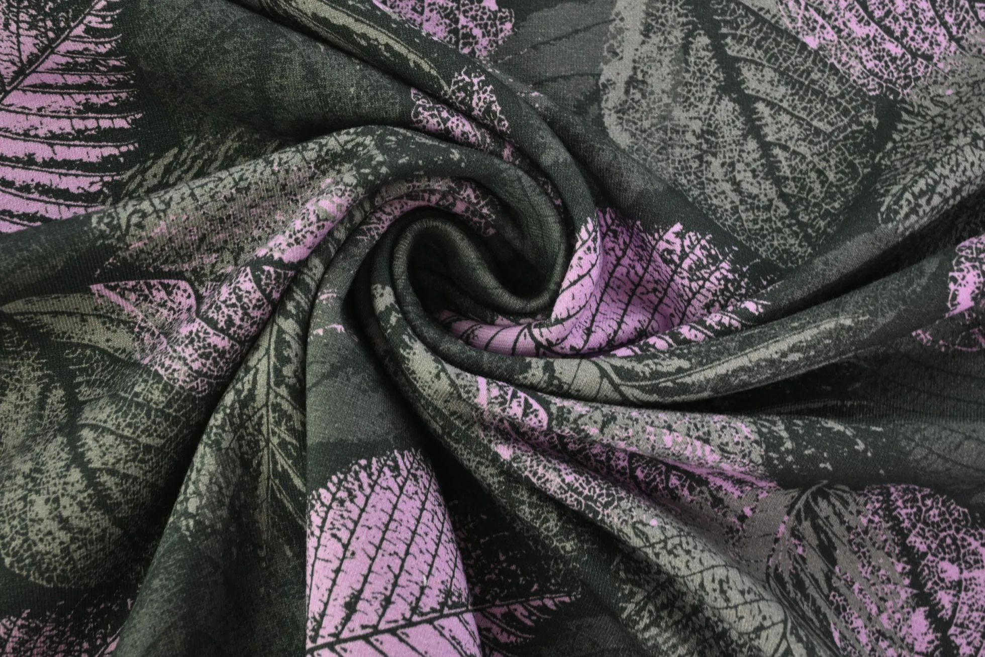 French terry – Dusky Lilac Leaves