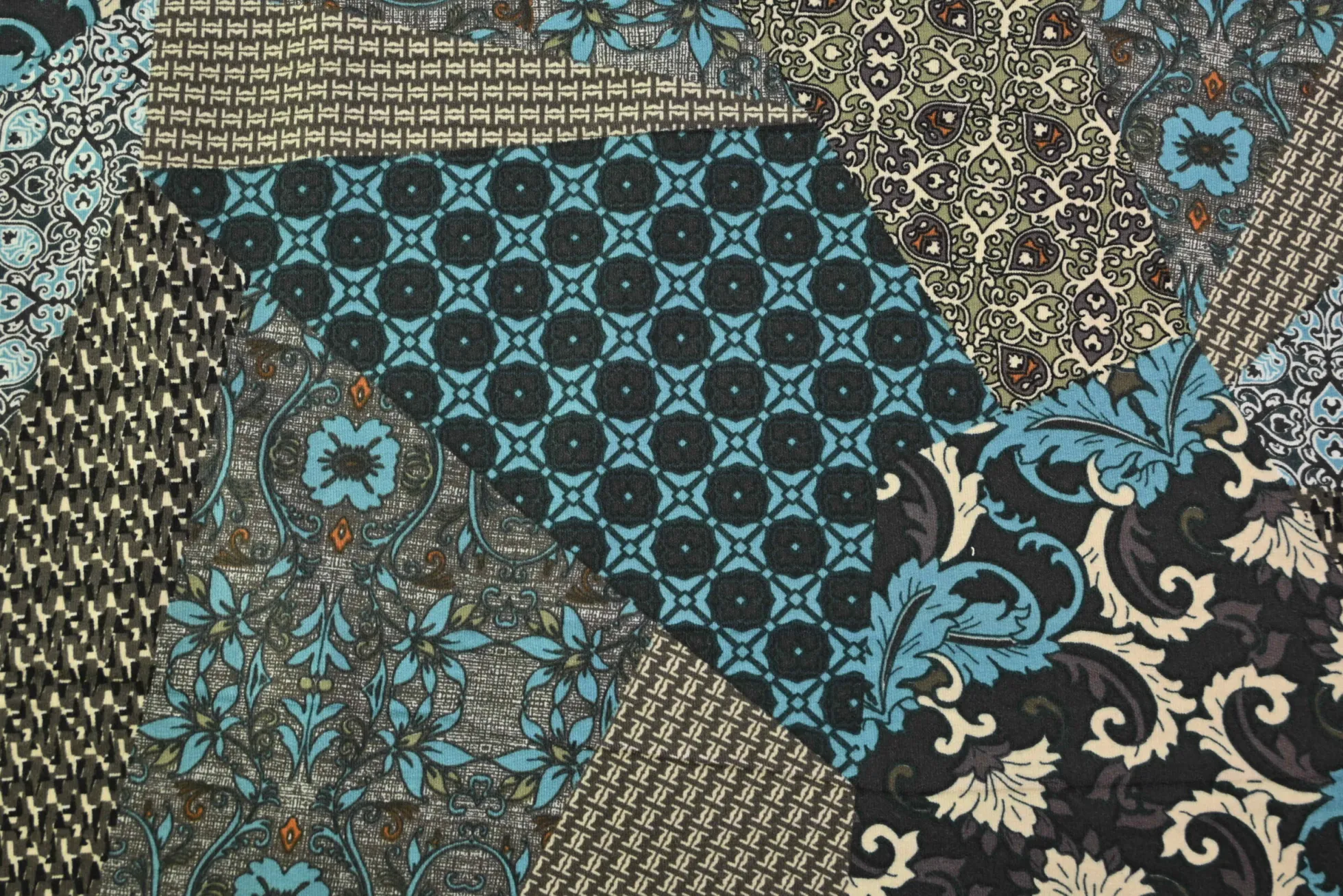 French terry – Turquoise Tapestry Patchwork