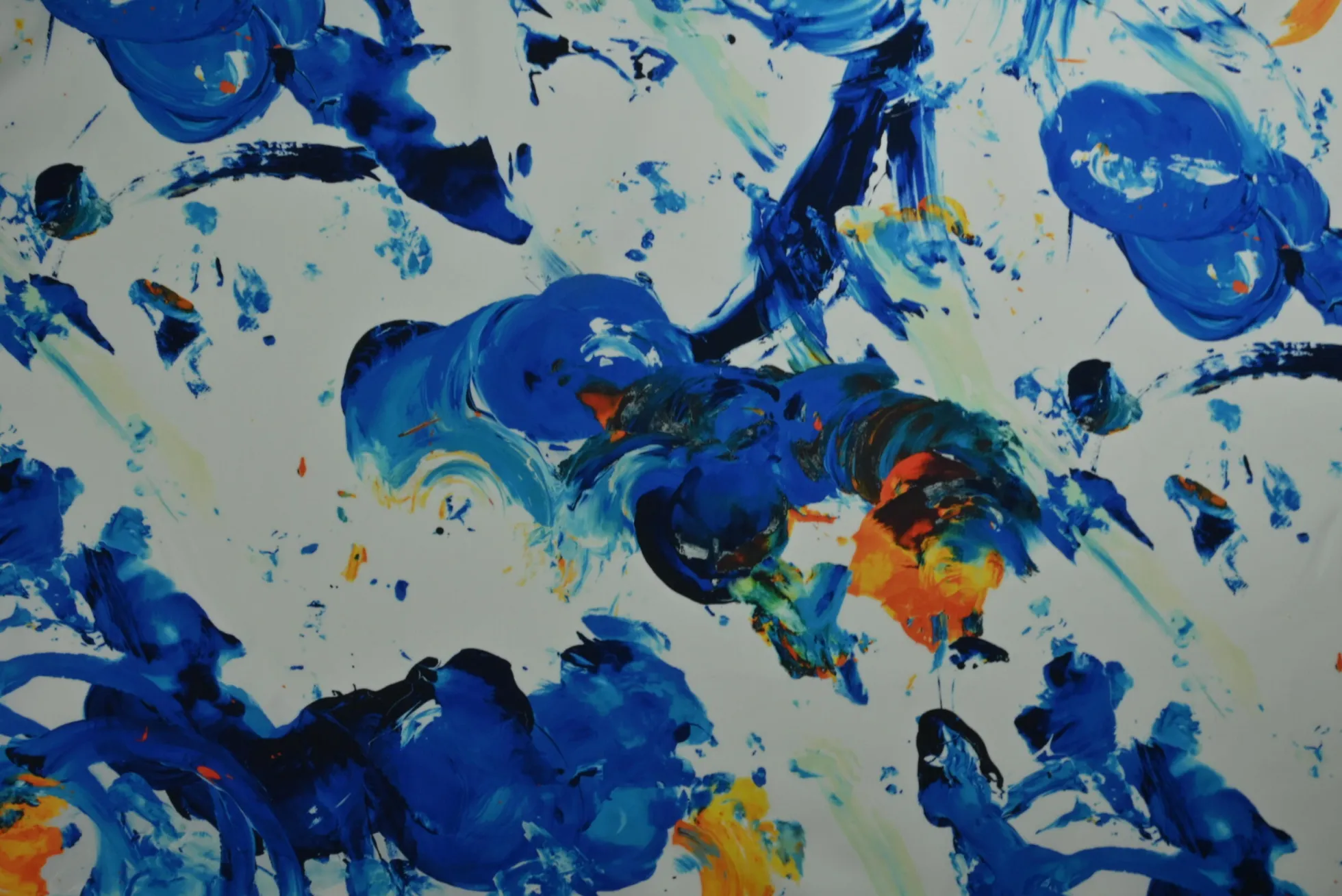 Heavy travelstof – Blue paint on offwhite