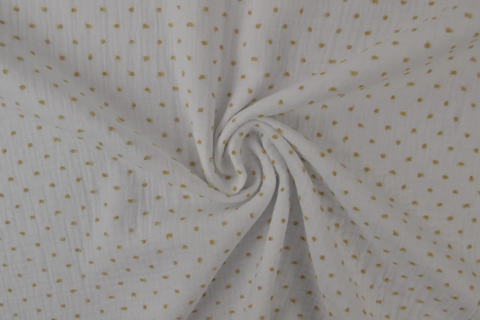 Hydrofiel / Mousseline dobby – Wit met beige stippen