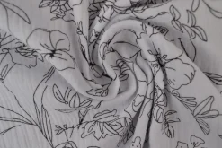 Hydrofiel / Mousseline – Floral lijntekening wit