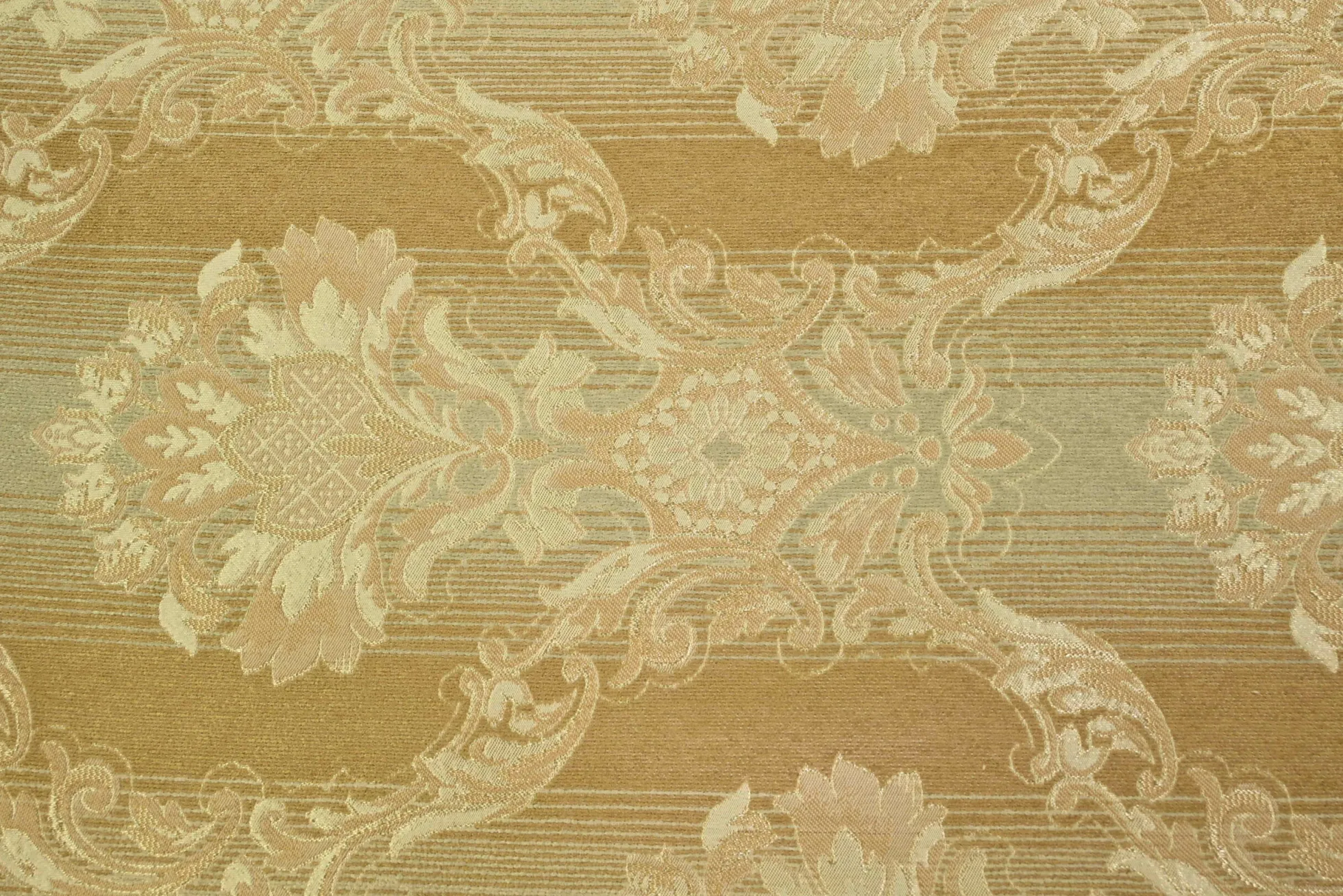 Jacquard Gobelin – Classic gold ornament