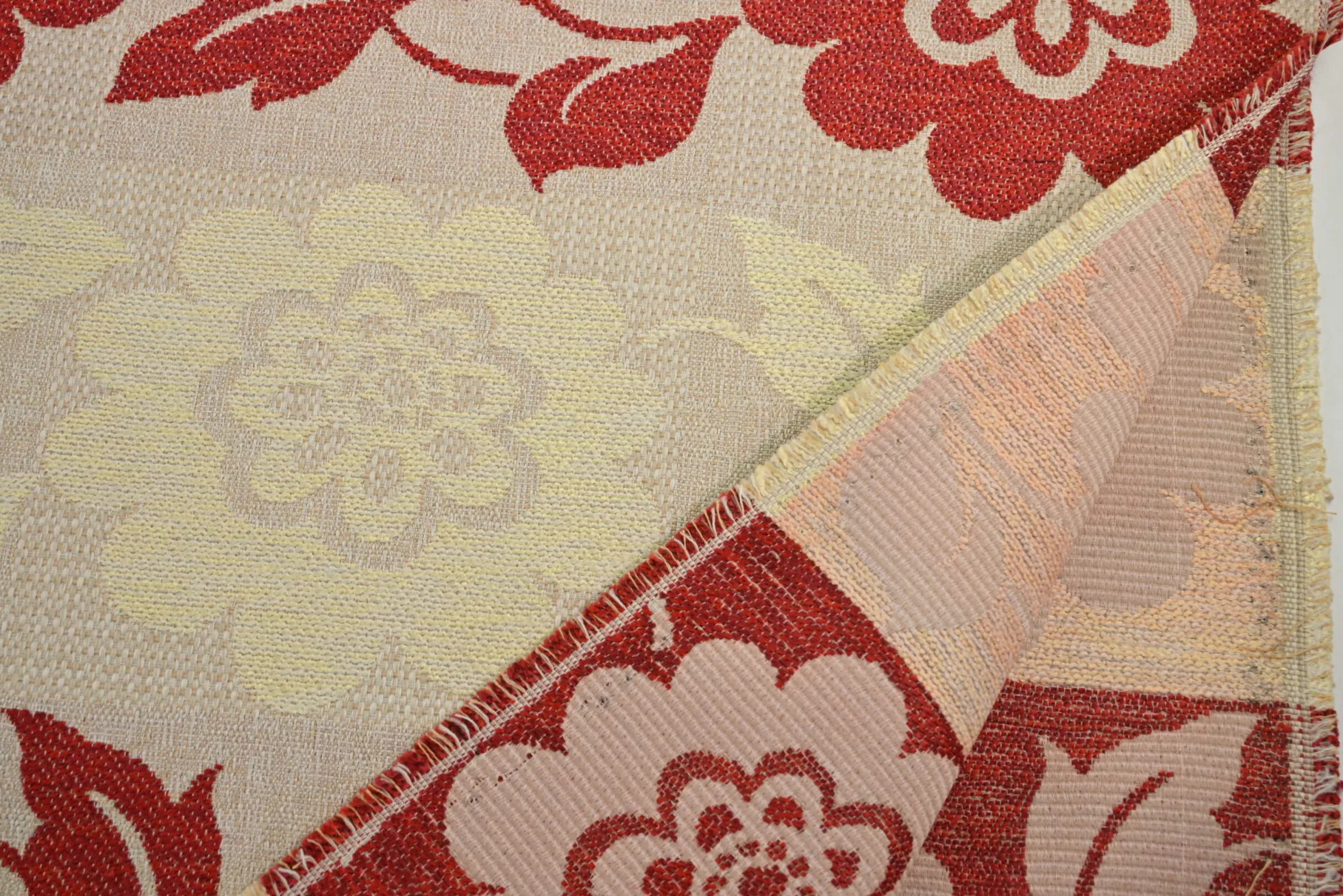 Jacquard Gobelin – Floral red & ivory