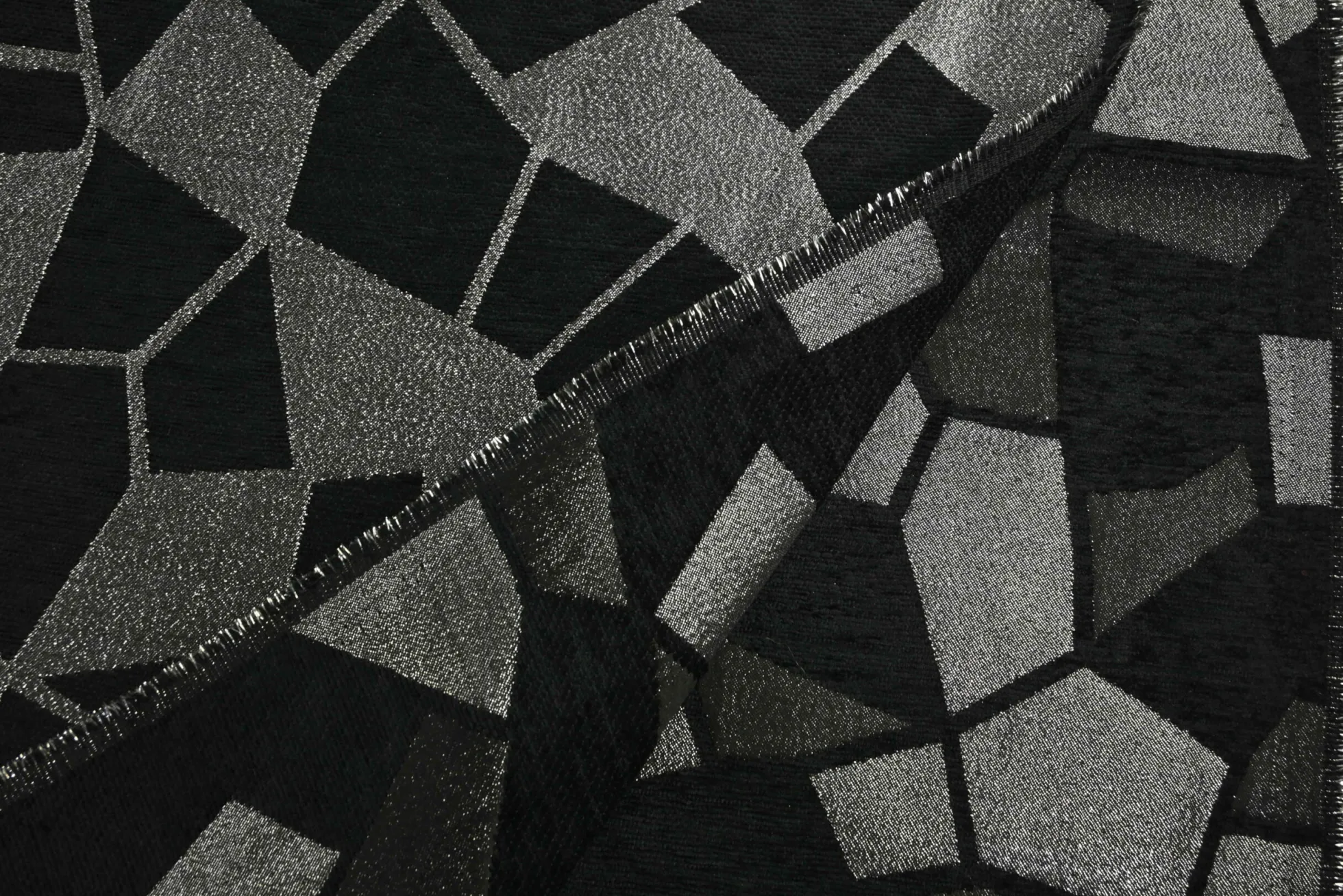 Jacquard Gobelin – Grey geometric brocade