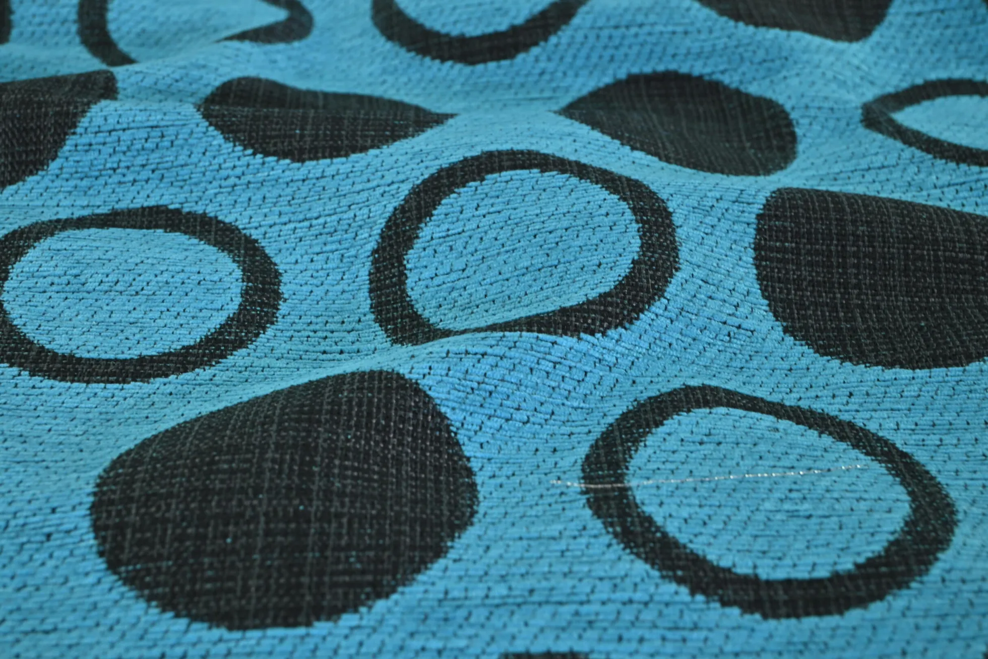 Jacquard Gobelin – Petrol dot black