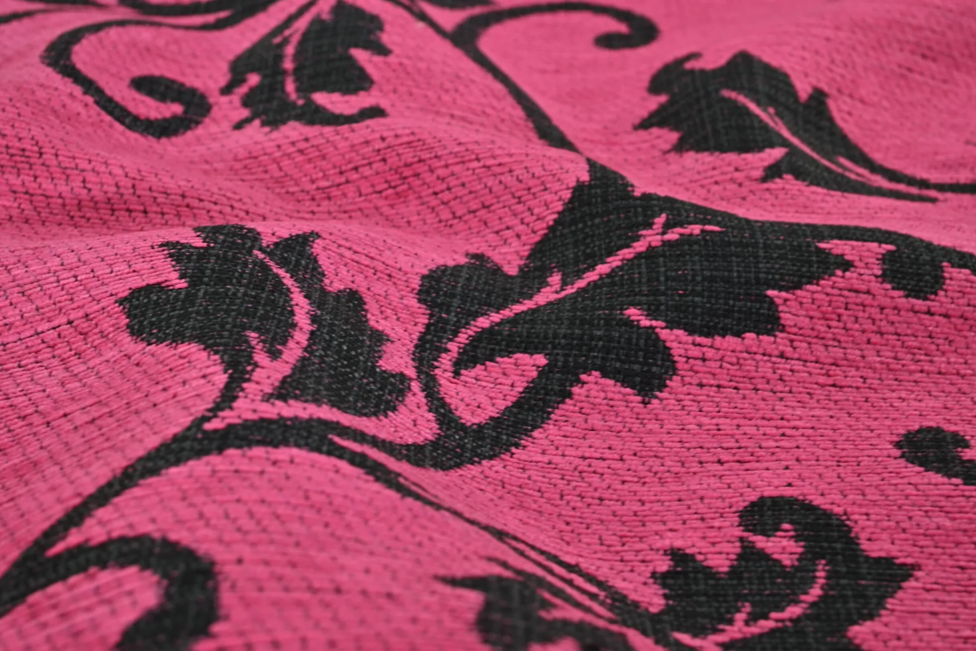 Jacquard Gobelin – Pink Noir Baroque