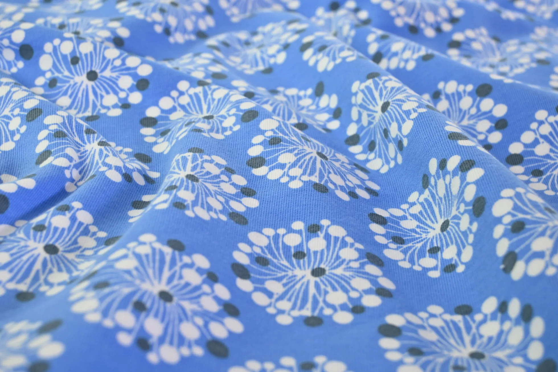 Jogging – Dandelion Dots