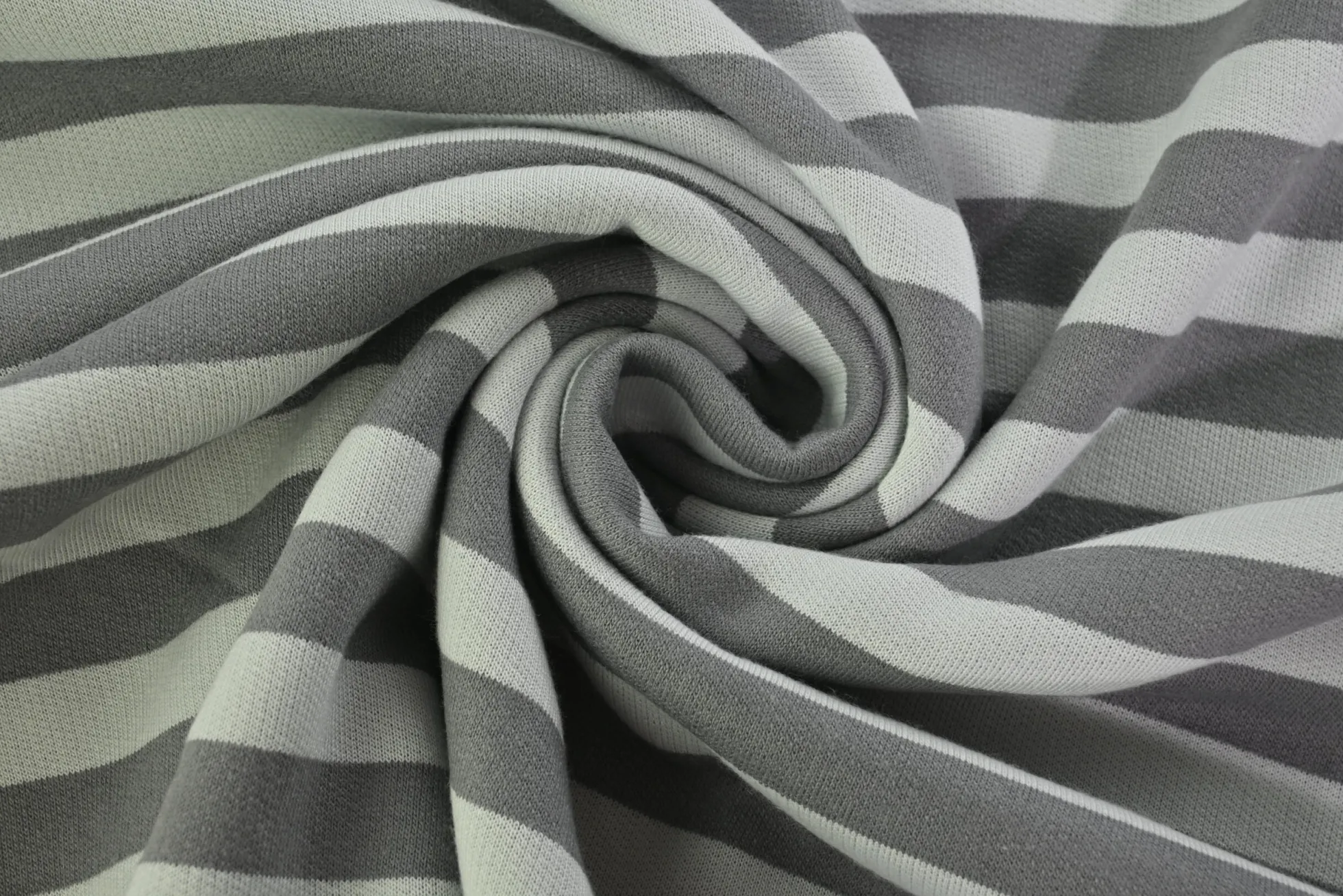 Jogging – Grey stripes