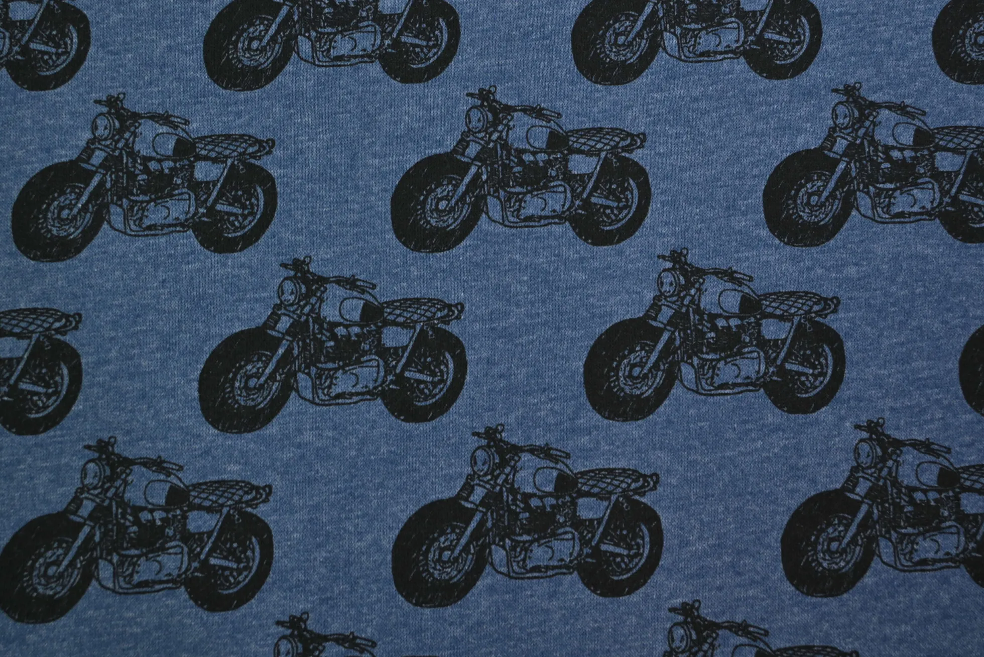 Jogging – Motorcycle on denim