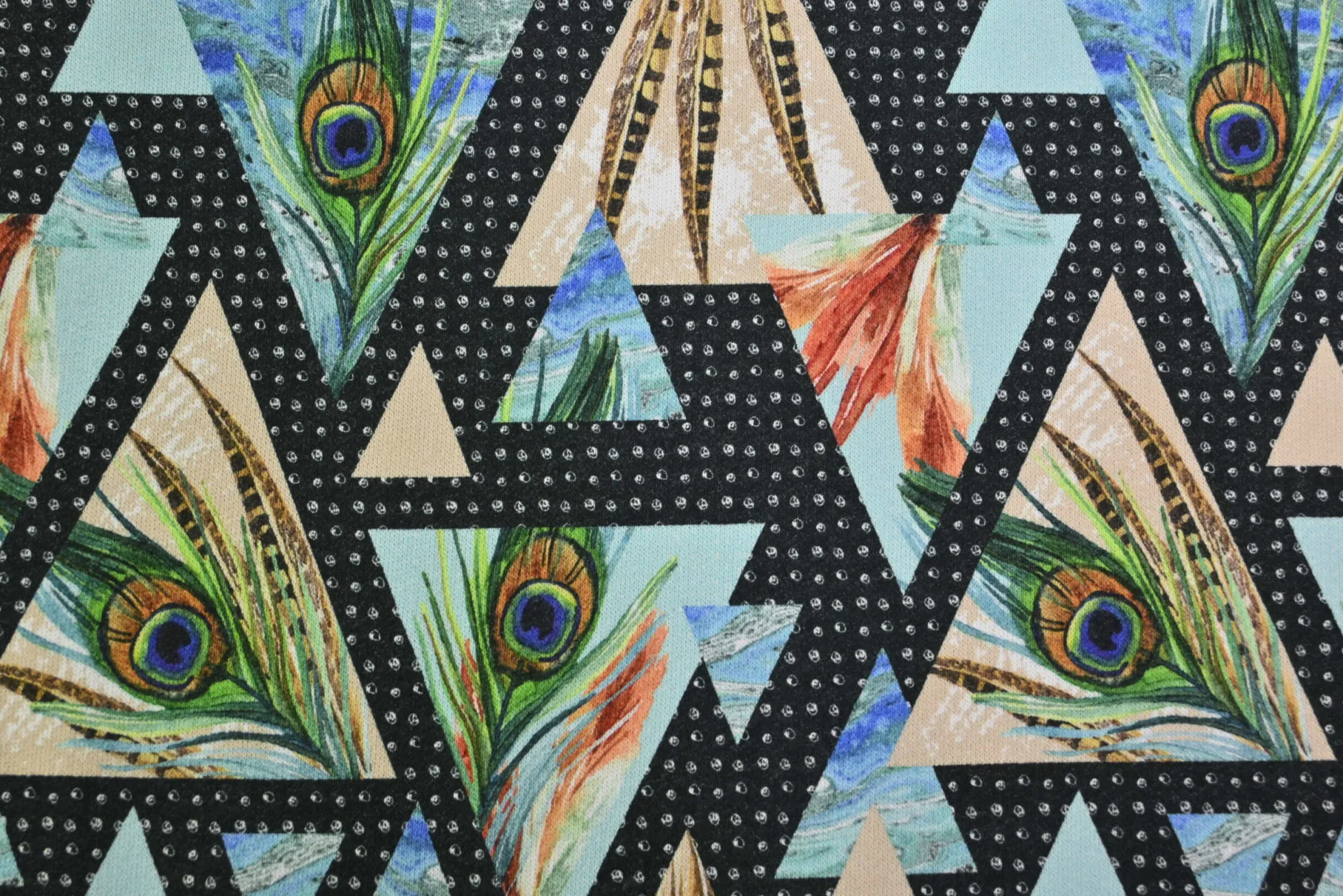 Jogging – Peacock Geometry