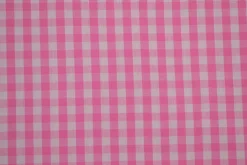 Katoen – Boerenbont – Ruitjes 6,5 mm roze