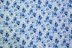 Katoen poplin – Blue Watercolor Petals