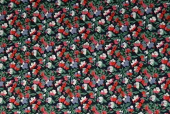 Katoen poplin – Kleurrijke bloemenbos groen en rood op zwart