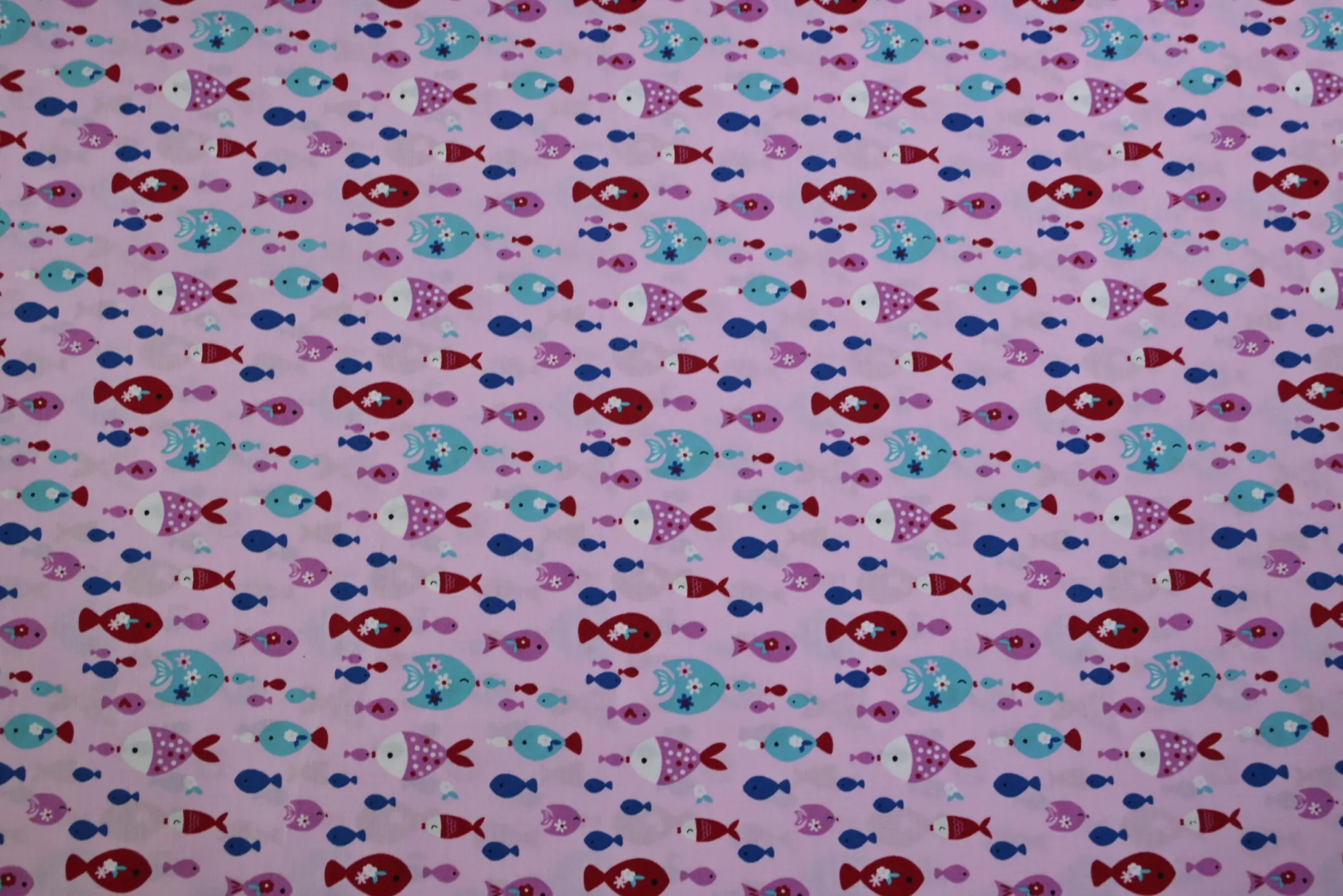 Katoen poplin – Licht roze visjes