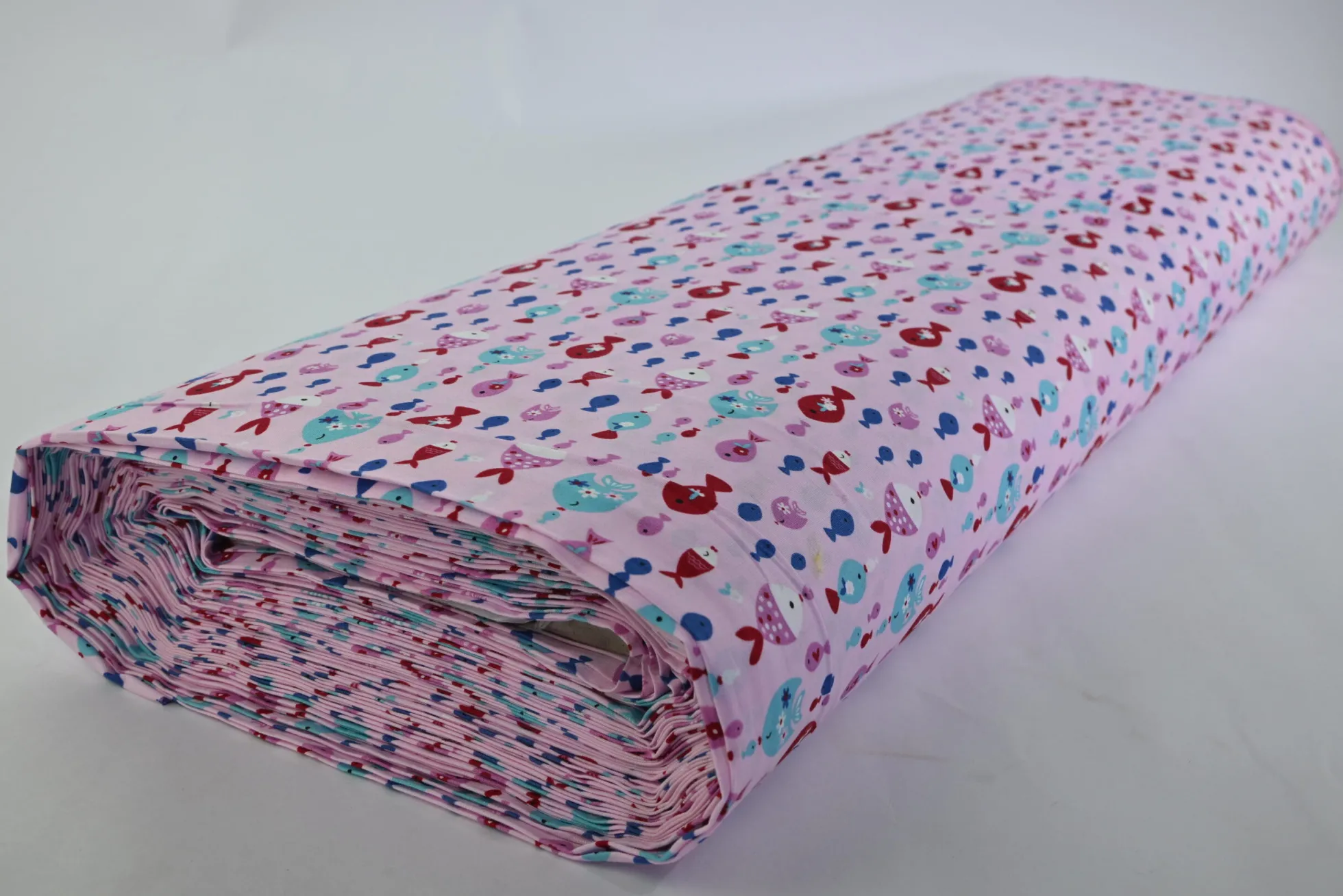 Katoen poplin – Licht roze visjes