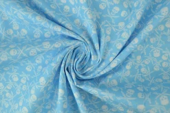 Katoen poplin – Piraten doodskop aqua