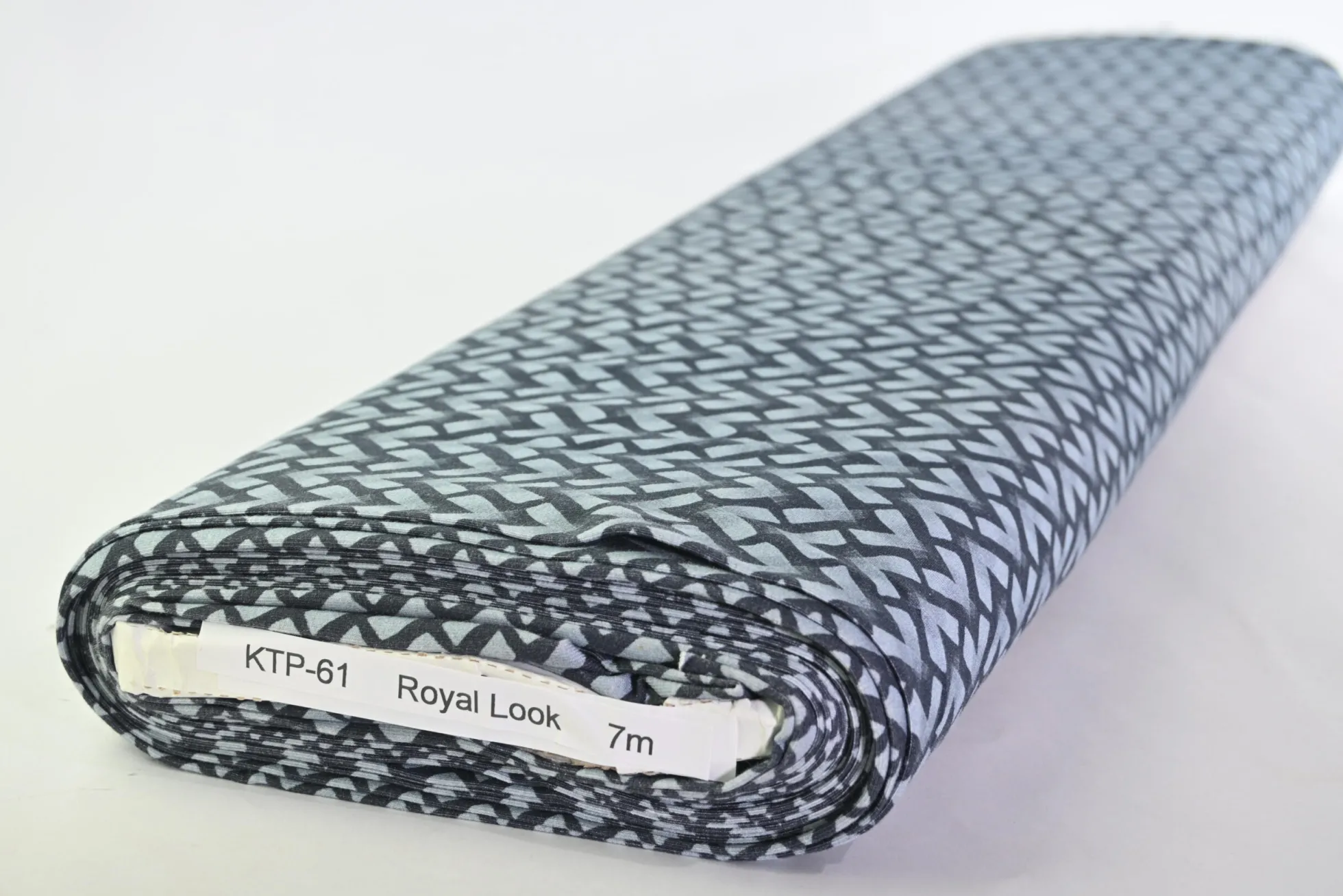 Katoen tricot – Charcoal Grey Arrow Geo